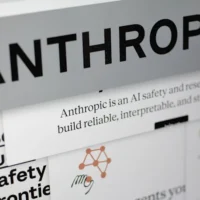 Anthropic prévient les investisseurs que son IA pourrait présenter des « risques existentiels pour l&rsquo;humanité »
