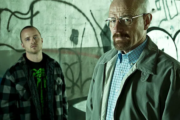 Aaron Paul et Bryan Cranston dans Breaking Bad.