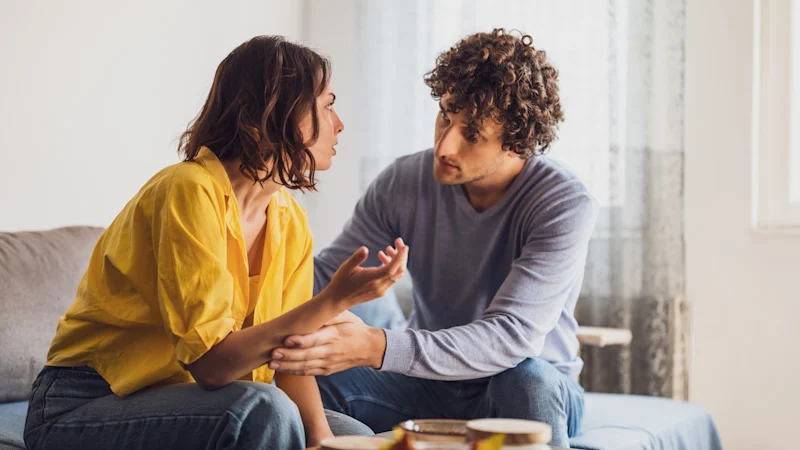 Comment avoir des conversations difficiles : cinq stratégies soutenues par des experts pour aider les couples à résoudre les conflits et à cesser de se séparer