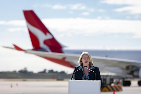 Catherine King lors de l'ouverture de l'aéroport de Western Sydney en juillet.