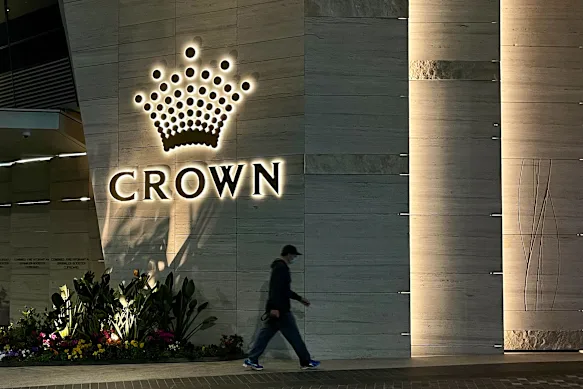 Crown poursuit un assureur qui, selon elle, devrait payer une police pour l'aider à couvrir un recours collectif de 72,5 millions de dollars.