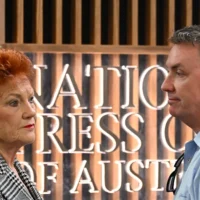 One Nation défend les 56 000 $ dépensés par le parti pour Ashby, les qualifiant de collecte de fonds « non conventionnelle »