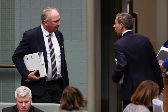 Mercredi, le trésorier travailliste Jim Chalmers et le porte-parole du Trésor de One Nation, Barnaby Joyce.