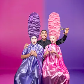 Le Tartuffe est une nouvelle adaptation d'Eddie Perfect.
