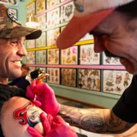 Grande finale des Newcastle Knights 2026 : comment la région Hunter montre sa passion avec une vague de tatouages ​​d&rsquo;équipe