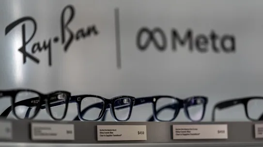 Des lunettes intelligentes ? Un maire de Sydney leur donne un meilleur nom.