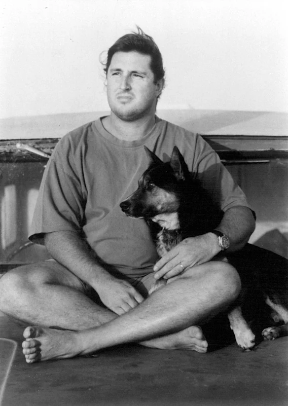 Tim Winton photographié en 1984, l'année où il a remporté pour la première fois le prix Miles Franklin.