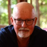 Michael Robotham : Comment l&rsquo;auteur policier a ressuscité un manuscrit vieux de 40 ans pour son 20e roman