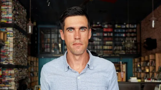 Ryan Holiday entame une tournée australienne à Sydney le 16 octobre.