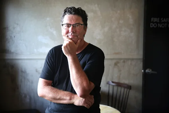 James Valentine, ancien animateur d'Afternoons.