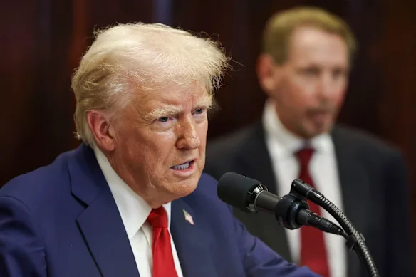 Larry Ellison entretient des relations étroites avec le président américain Donald Trump.