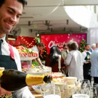 Noël Coles et Woolworths : les supermarchés champions du shopping IA et des gammes de produits uniques