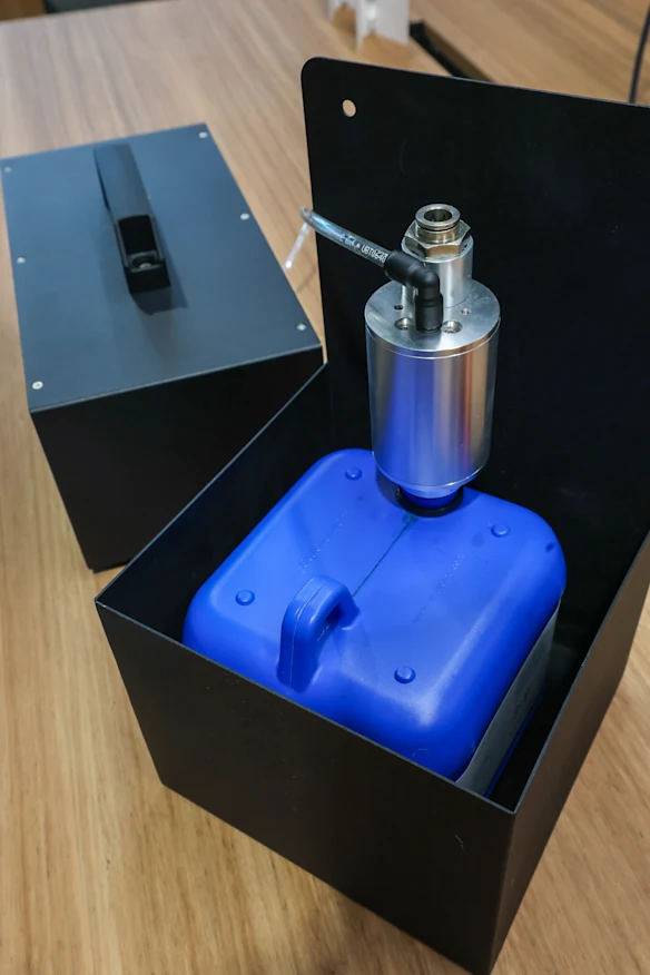 Technologie brevetée de diffusion de parfum d'Air Aroma qui est installée dans les systèmes de ventilation.