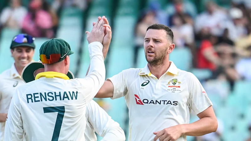 Australie vs Afrique du Sud EN DIRECT : "Boring" Renshaw réfléchit alors que les quilleurs australiens poursuivent les guichets à Durban