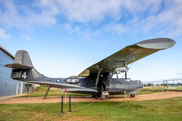 Le Catalina PBY-6A est devenu la bouée de sauvetage qui a contribué à maintenir Qantas en vie et à maintenir les communications entre l'Australie et le Royaume-Uni. 