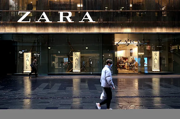 Zara est le plus grand détaillant de mode au monde.