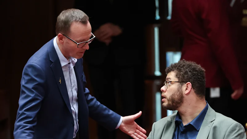 Allégations de Jordan Steele-John : le personnel et les membres des Verts demandent une enquête indépendante sur le sénateur