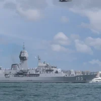 « Trahison de confiance ignoble » : le chef de la marine ordonne le balayage de la flotte après la découverte d&rsquo;une caméra espion sur le navire