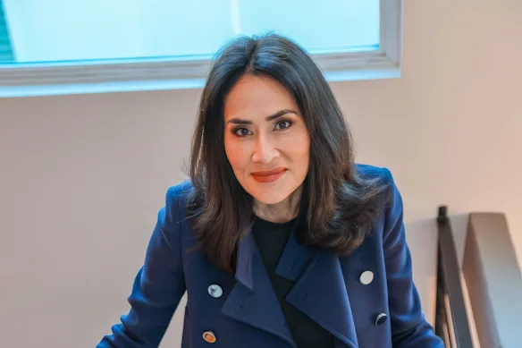 Marcher sur du verre brisé, co-auteur Julia Carreon.