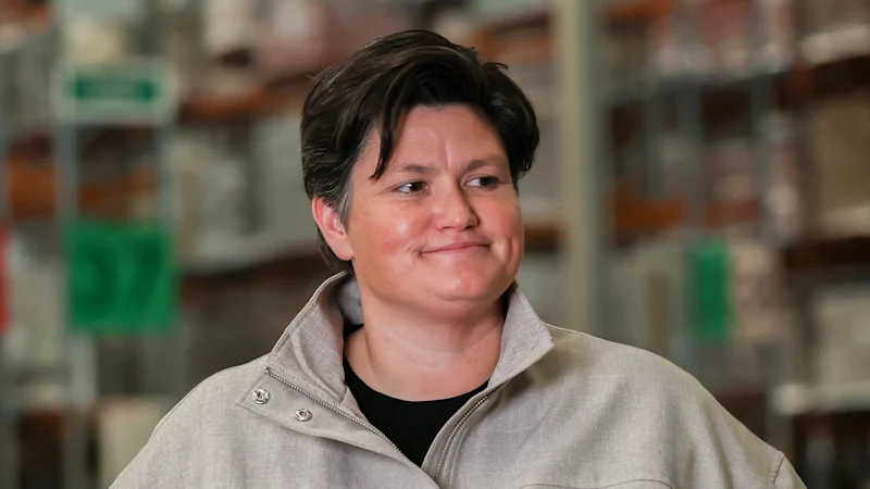 Emma Kingdon : la nouvelle présidente de l'ACTU prévient que l'IA automatise des tâches entières