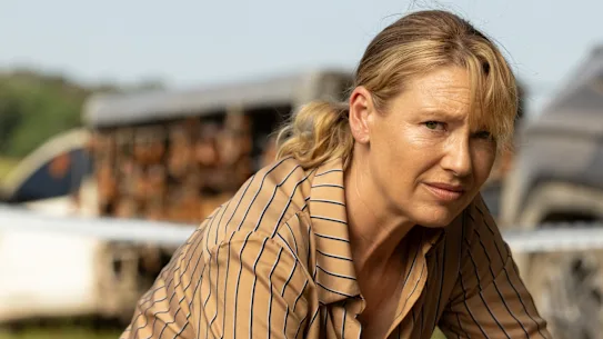 Anna Torv joue dans Dustfall.