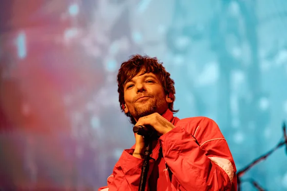 Louis Tomlinson se produisant au John Cain Arena le 20 octobre.