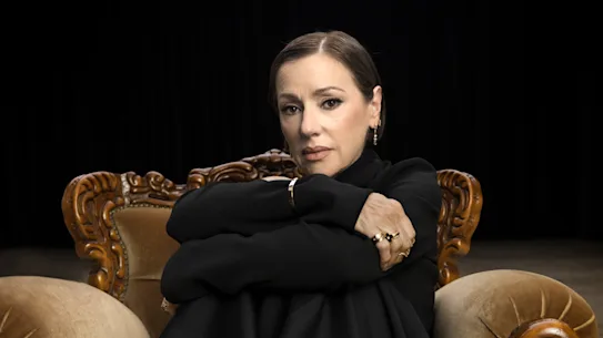 Tina Arena raconte son histoire dans Tina Arena : Unravel Me.