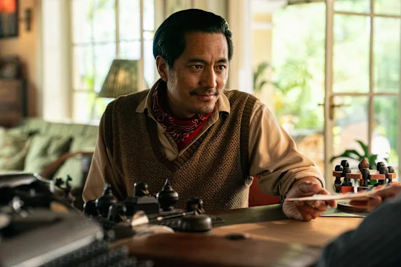 Genden Phuntsok comme Sherpa Tenzing dans Tenzing.