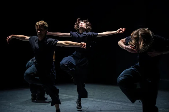Agitato de Jo Lloyd