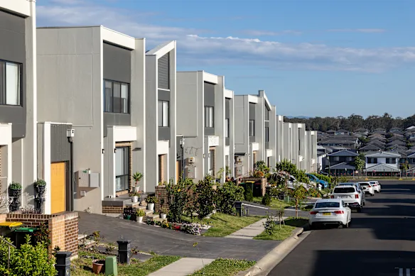 Environ 5 pour cent des emprunteurs immobiliers risqueraient de ne pas rembourser leurs prêts si l’inflation atteignait 7 pour cent.