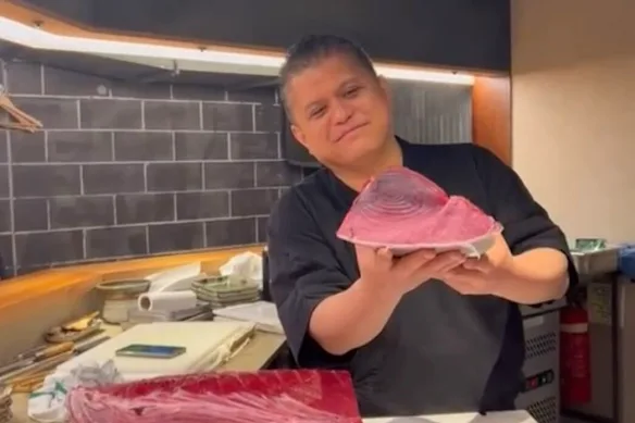 Le chef d'Omakase, Michiaki Miyazaki, était employé comme chef de cuisine au Besuto à Circular Quay à Sydney.
