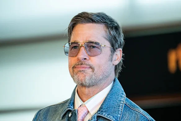 Après sept ans d'abstinence, Brad Pitt dit qu'il boit à nouveau, avec modération.