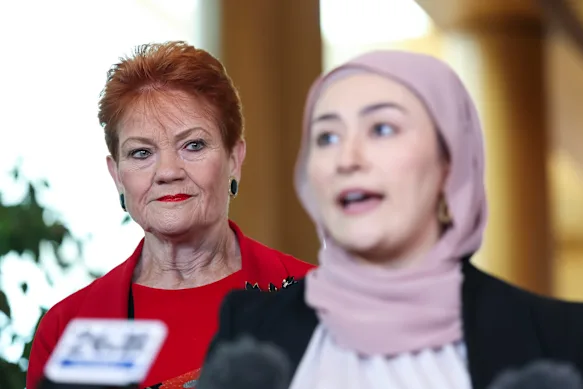 Alliés sur l’injustice de la répartition du personnel : la dirigeante de One Nation, Pauline Hanson, et la transfuge travailliste et sénatrice indépendante Fatima Payman.