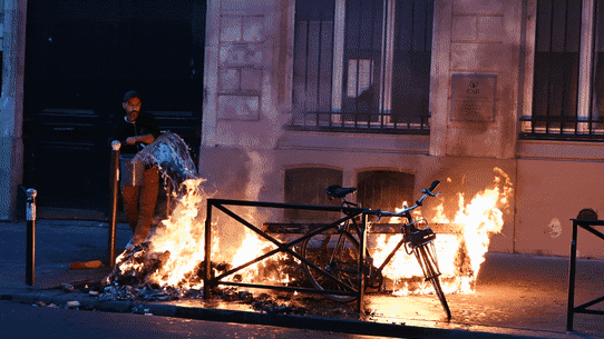 Gifs Parisiens