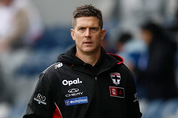 L'entraîneur des Saints Nick Dal Santo.