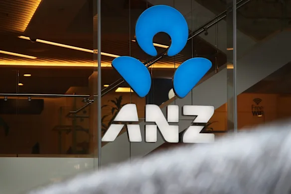 ANZ a abandonné KPMG en tant qu'auditeur après avoir travaillé ensemble depuis 1969.